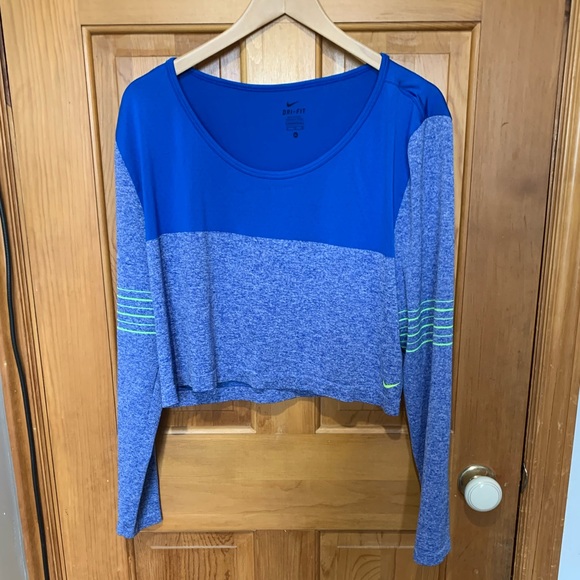 EUC Nike Dry-Fit Knit Epic Crew Training Top XL - Picture 2 of 3